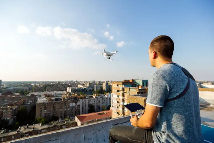 Maintaining Line-of-Sight with Drone